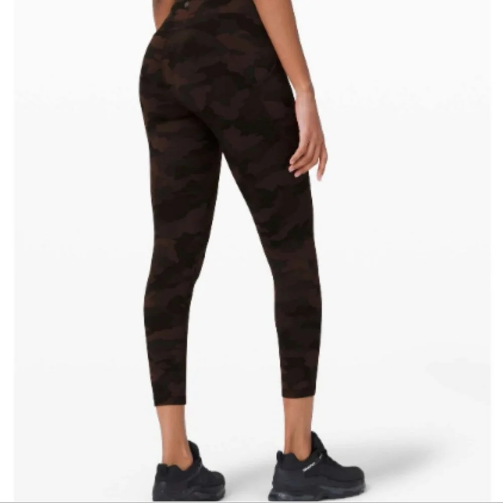 Lululemon‎ Invigorate Highrise Legging Brown Earth Camo size 6